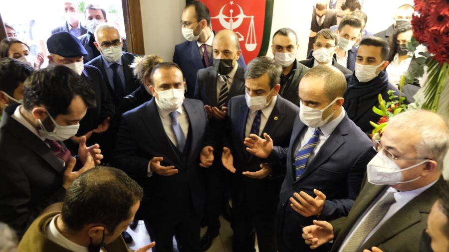 Türk Hukuk Enstitüsü yeni karargahında