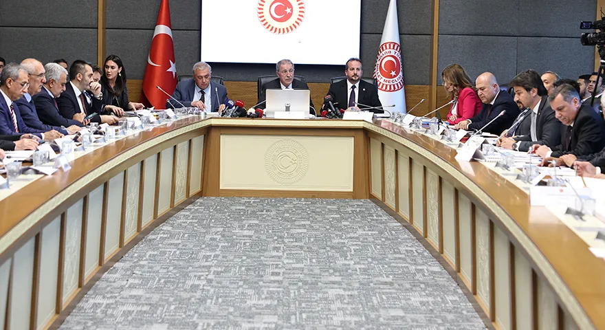 TSK Personel Kanunu teklifi Komisyondan geçti