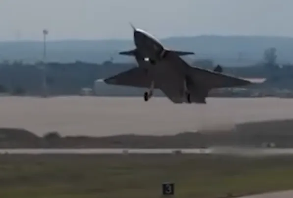 KIZILELMA yine başardı 