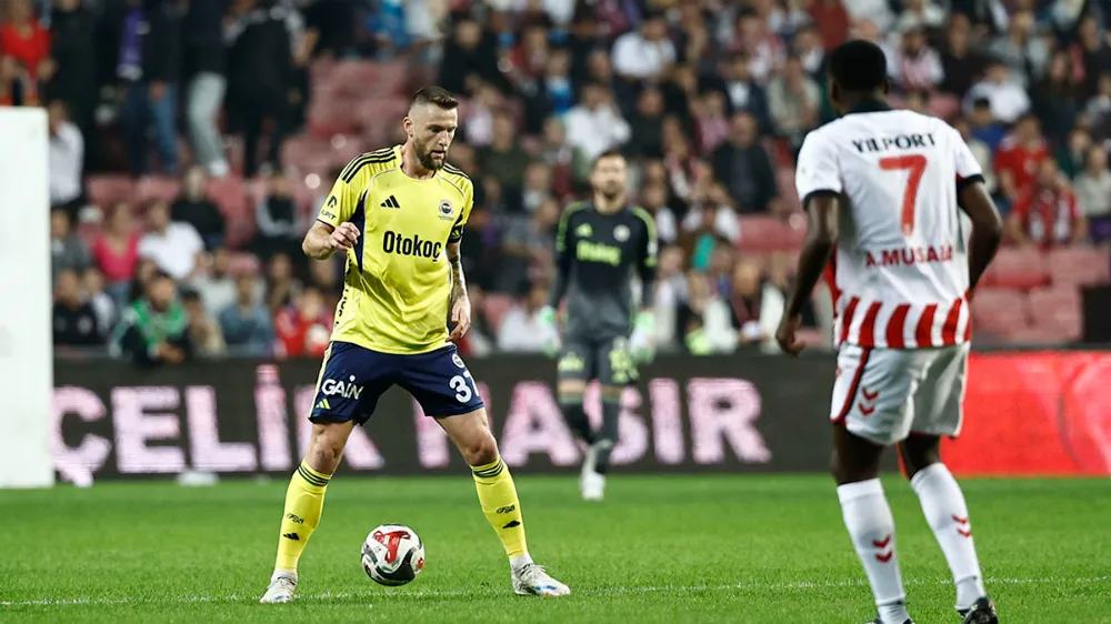Fenerbahçe puanlar dağıtmaya devam ediyor: 0-0