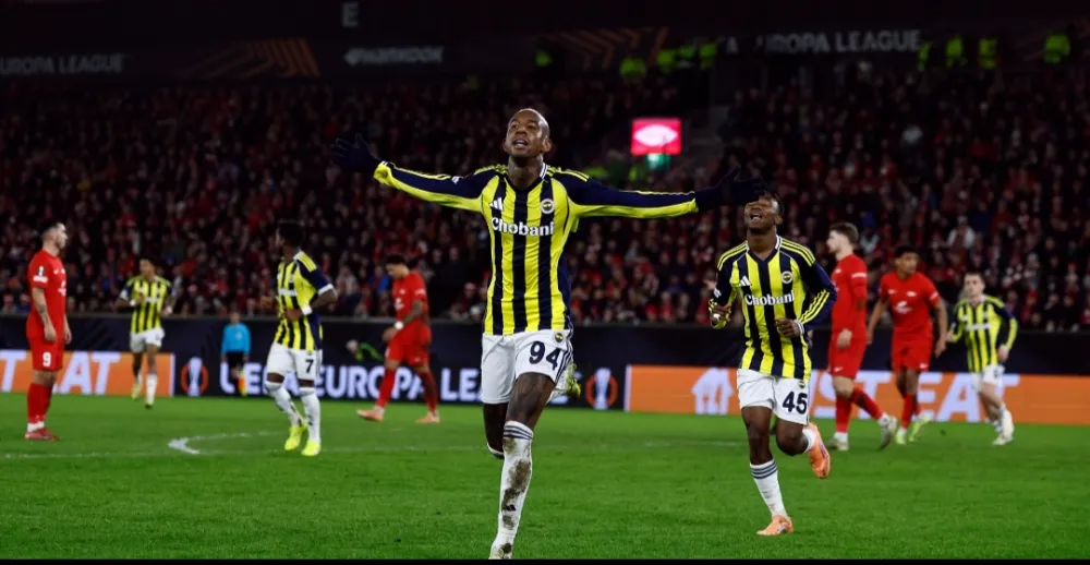 Fenerbahçe fırtınası 4-0