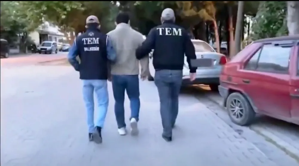 42 ilde FETÖ operasyonu