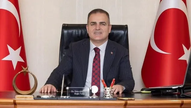 “19 Mayıs, tarihe gömülmek istenen bir milletin küllerinden yeniden doğuşunun ve şahlanışının simgesidir”