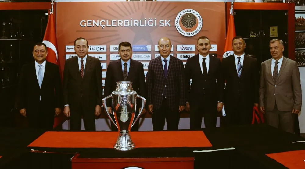 Vali Vasip Şahin’den Şampiyon Gençlerbirliği