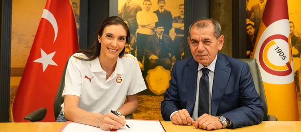 Milli voleybolcu Naz Galatasaray