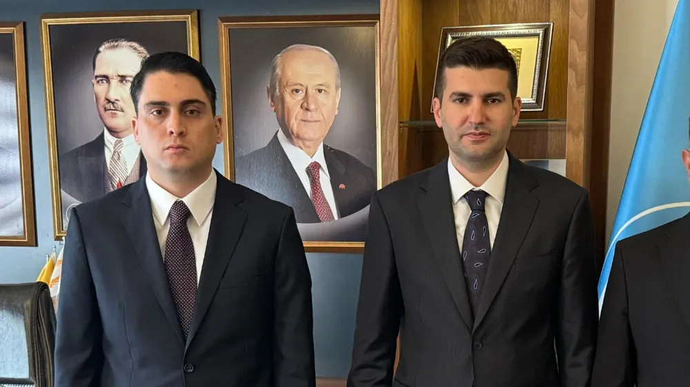 Ülkü Ocakları İzmir İlden “GÖLGE BAKANLAR KURULU” projesi
