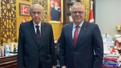 “Zaman, ayrışma değil, etle tırnak gibi kenetlenme, tek yürek, tek bilek olma zamanıdır” 