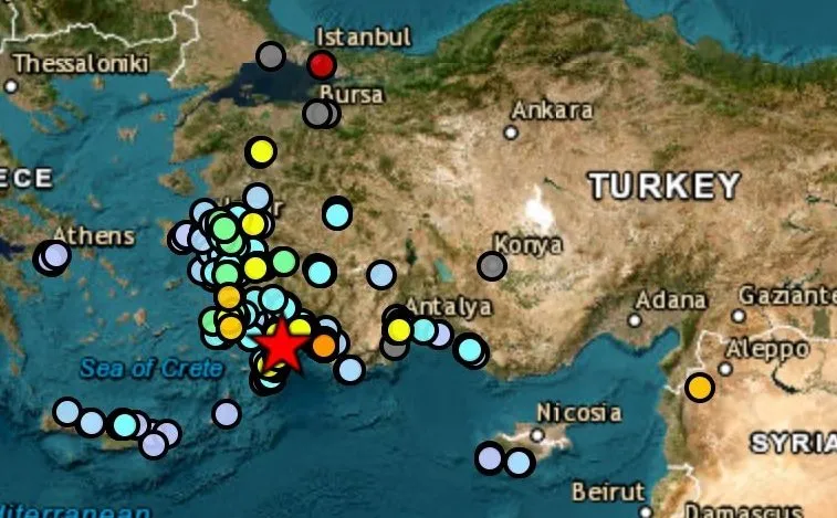 Depremin bilançosu: 1 ölü 75 yaralı 