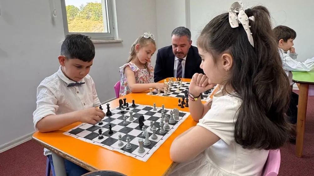Minik zekâlardan büyük hamleler