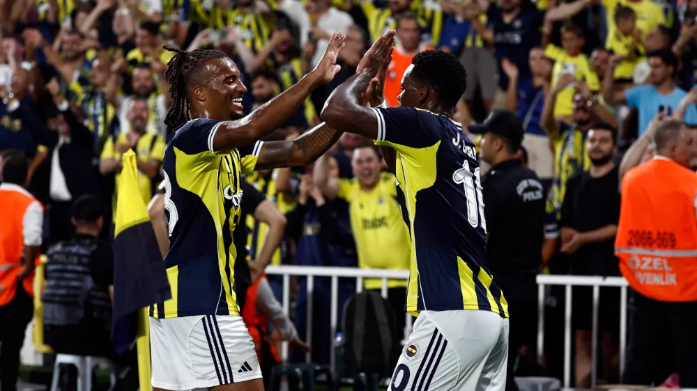 Fenerbahçe Şampiyonlar Ligi’nde play-off turuna yükseldi: 5-2