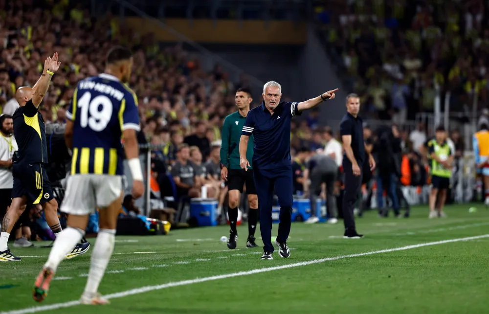 Fenerbahçeli futbolcular 5-2