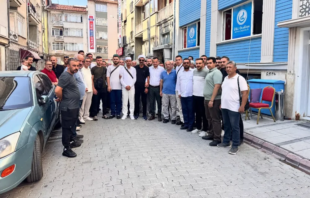 Konya Ülkü Ocakları 10 Bozkurtunu umreye uğurladı 